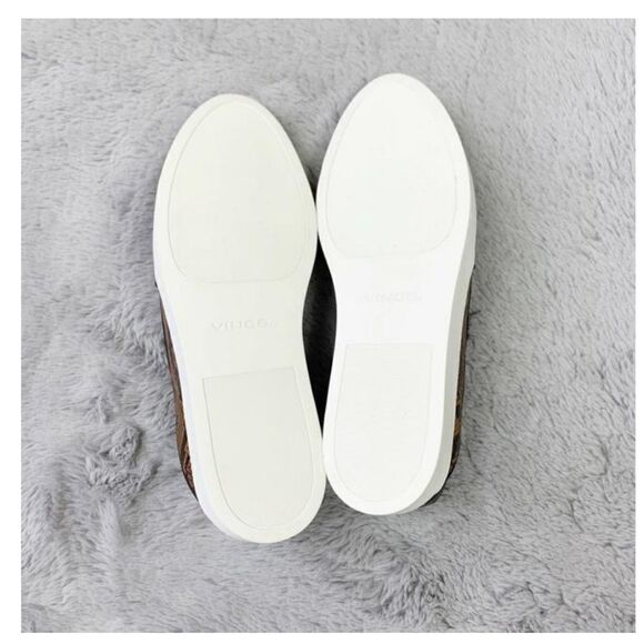 VINCE    - Picture 4 of 7